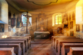 Pe. Dr. Jose Eduardo de Oliveira e Silva reflete sobre o papel do cristão diante dos desafios sociais atuais.