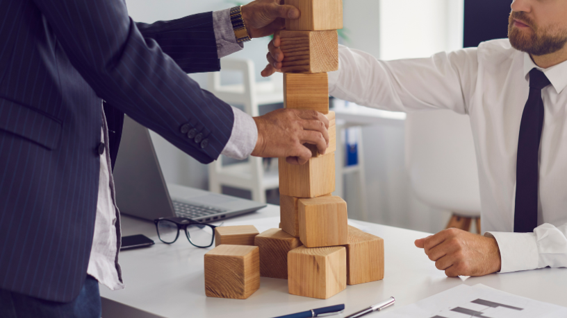 Guilherme Guitte Concato mostra como a gestão de riscos jurídicos protege a imagem e a solidez empresarial.