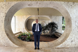 Leonardo Manzan explica como a tributação de royalties no setor de energia busca convergência com padrões internacionais.