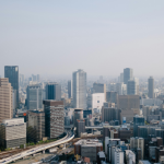 Alex Nabuco dos Santos apresenta o novo paradigma urbano que combina estética, funcionalidade e responsabilidade ambiental.