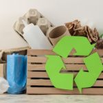 A reciclagem de embalagens de plástico corrugado, segundo Elias Assum Sabbag Junior, impulsiona a eficiência industrial de forma sustentável.