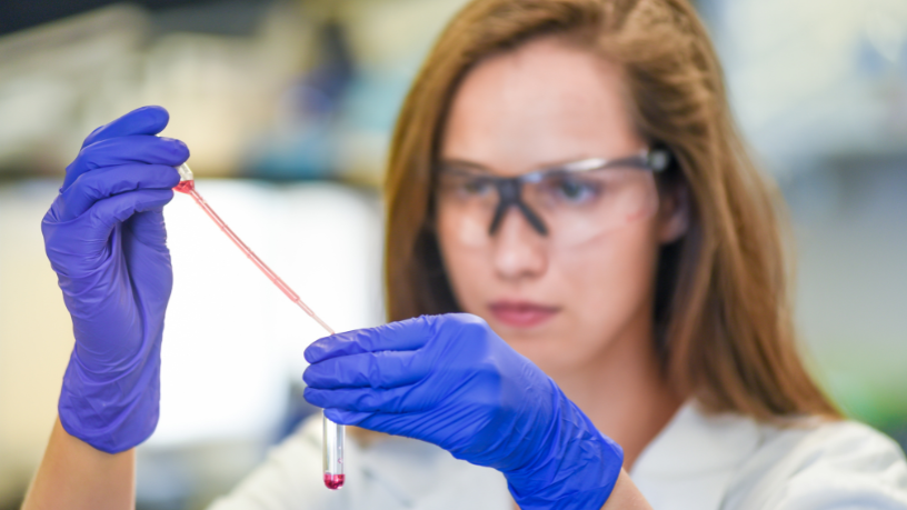 UEM abre seleção para bolsa de pós-doutorado e reforça protagonismo do Paraná Faz Ciência