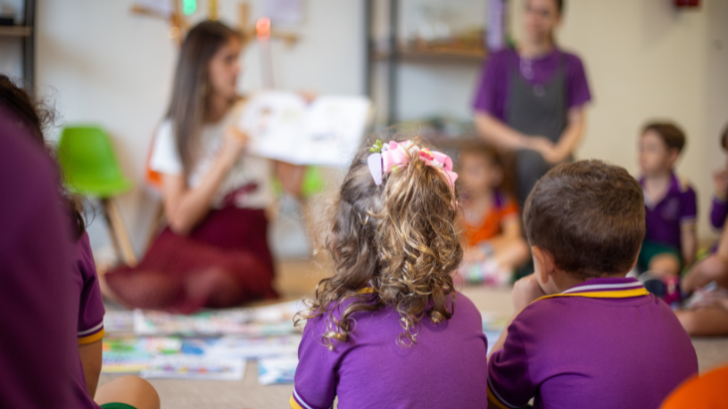 Ensinar crianças sobre segurança online é essencial, e a Sigma Educação e Tecnologia Ltda mostra como transformar prevenção em aprendizado diário.