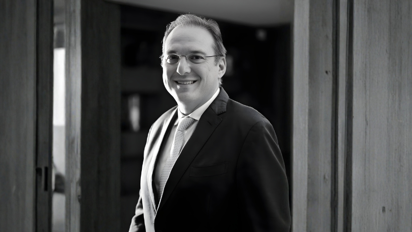 Rodrigo Pimentel Advogado analisa de que forma a recuperação judicial pode resguardar estoques e equipamentos da empresa, garantindo condições para a reestruturação e manutenção das operações.